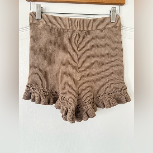 NWT - House of Harlow 1960 - Mocha Ruffle Knit Crop Top and Shorts Set - Picture 3 of 6